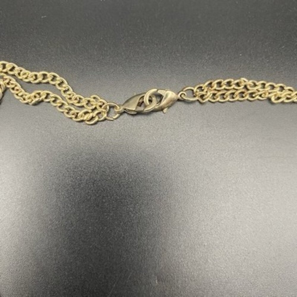 Two Layer Coin Charm Necklace Gold Tone 16/20" Curb Chain 1/2" Elizabeth II Aus - Picture 4 of 9